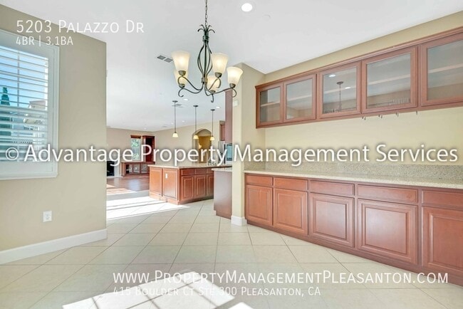 Building Photo - 5203 Palazzo Dr