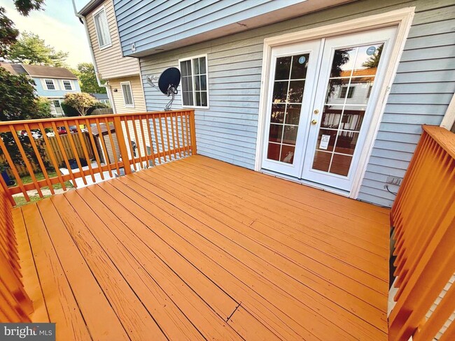 Building Photo - 1234 Elm Grove Cir