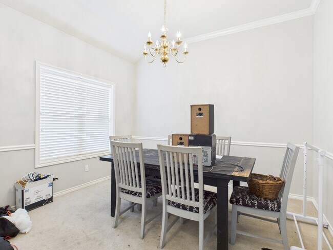 Building Photo - 3203 Von Trapp Ln