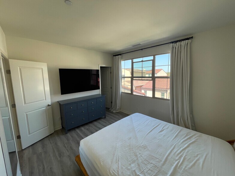 Building Photo - 152 Elkhorn