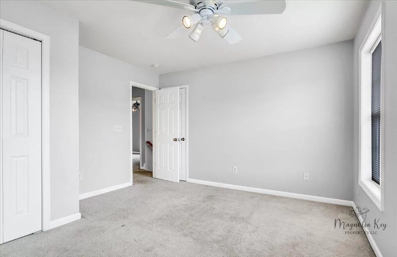 Building Photo - 4553 Farm Lake Dr