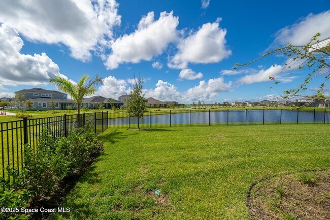 Building Photo - 3233 Casare Dr