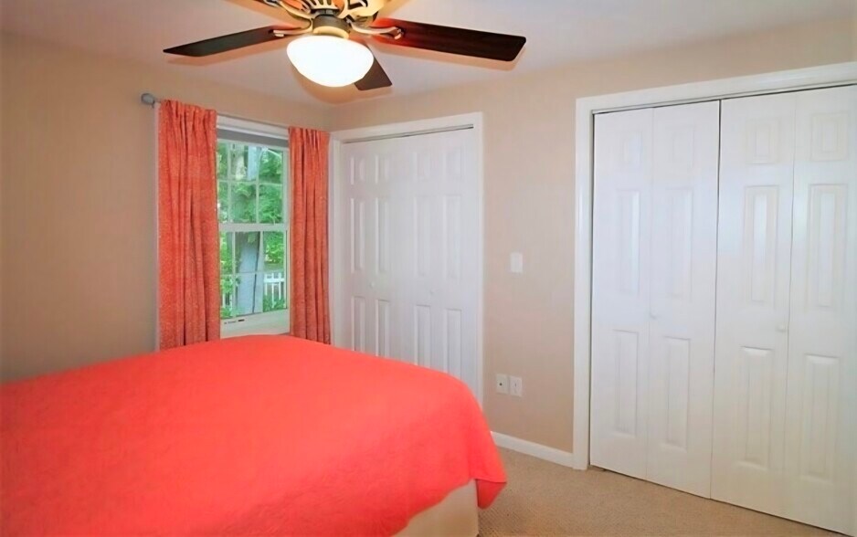 Building Photo - 15 Minuteman Dr