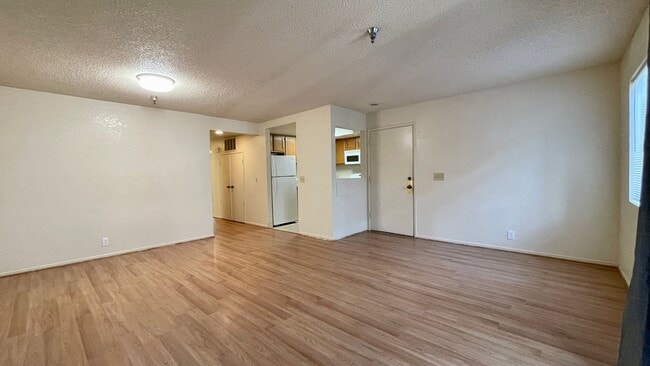 Building Photo - Upgraded 2 Bedroom, 2 Bathroom Cedar Creek Condo by Cal Poly