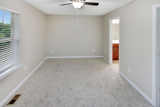 Building Photo - 178 McMenamy Rd