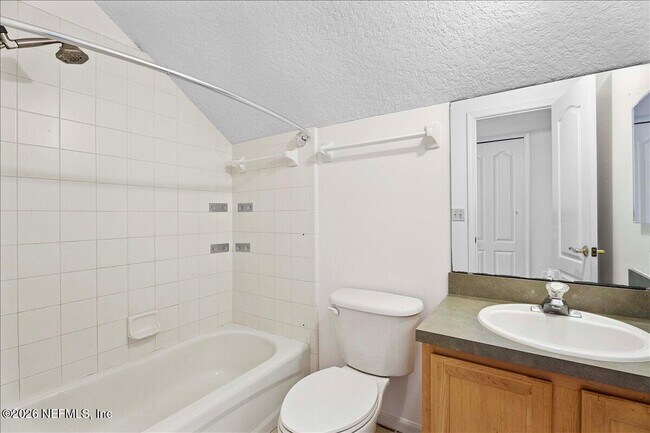 Building Photo - 8871 Canopy Oaks Dr