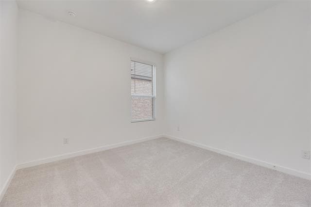 Building Photo - 900 Raintree Rd