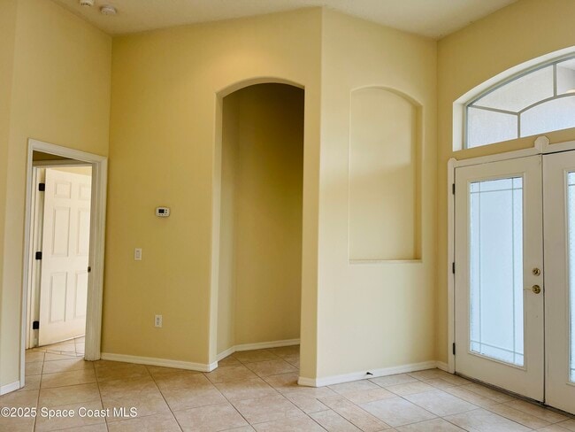 Building Photo - 5810 Eagle Way