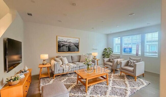 Building Photo - 15988 Lasselle St