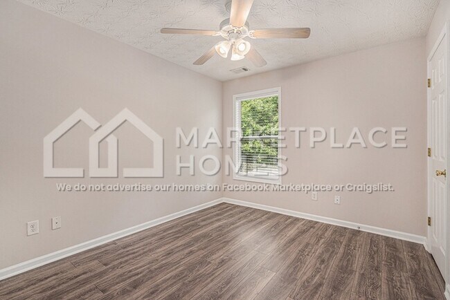 Building Photo - 1576 Thornwick Trace
