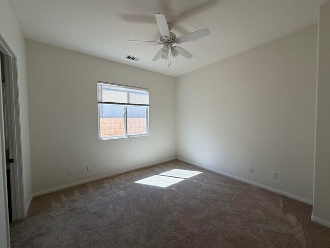 Building Photo - 52345 Shining Star Ln