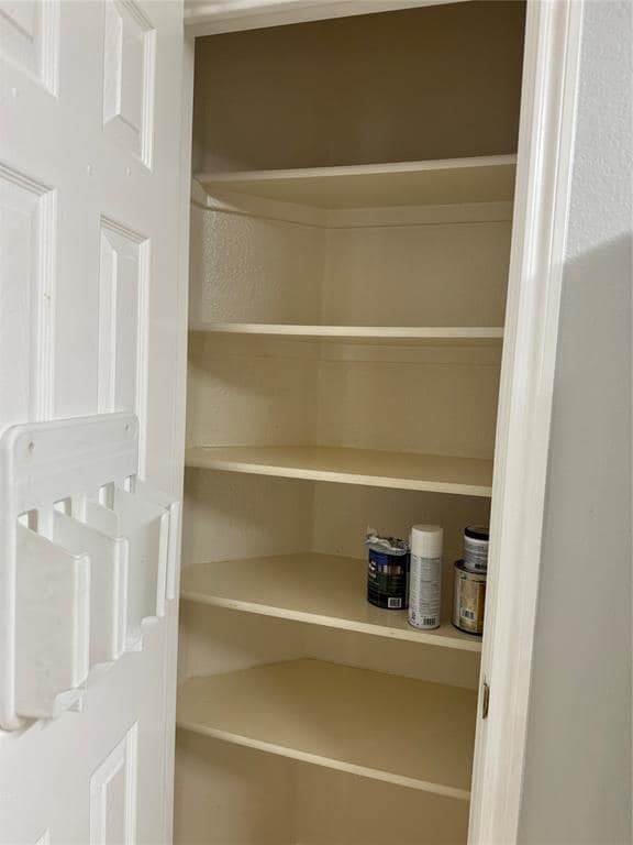 Building Photo - 9700 Copper Creek Dr