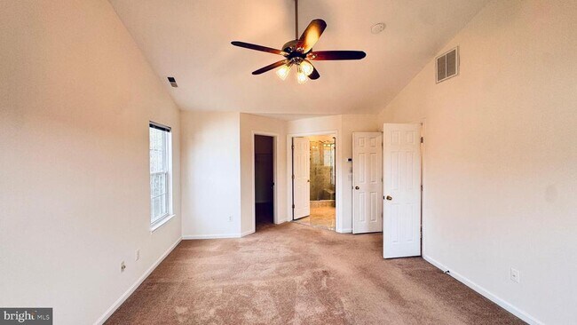 Building Photo - 9161 Lost Fields Ct