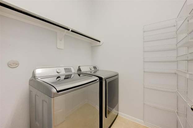 Building Photo - 127 Clearmont Pl