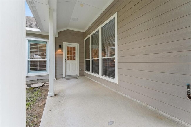 Building Photo - 26 E Bonny Branch St