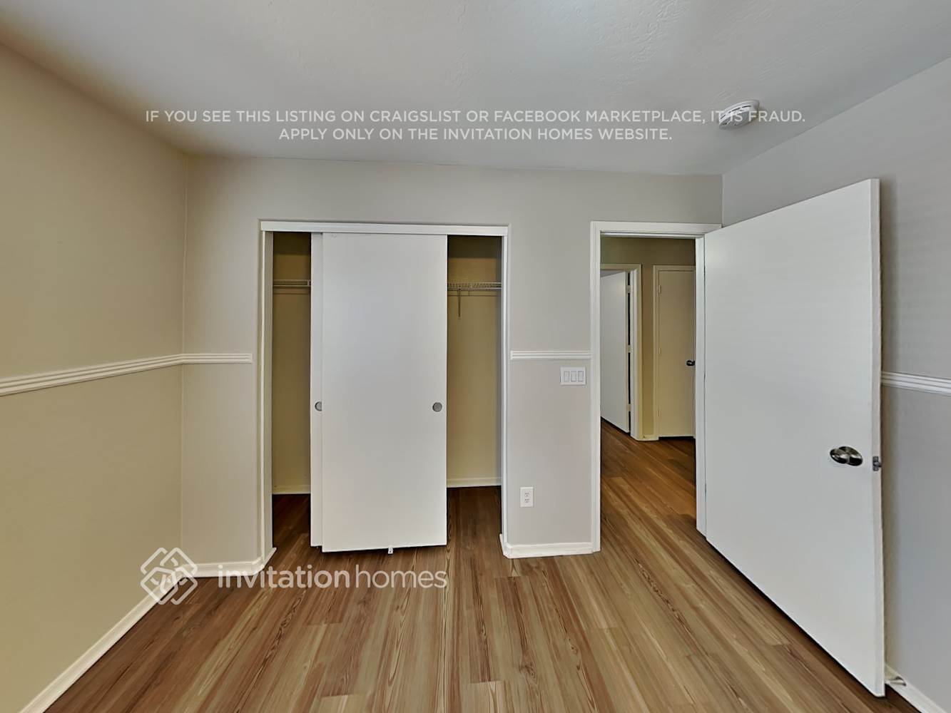 Building Photo - 12813 W Mauna Loa Ln