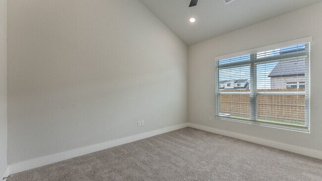 Building Photo - 491 Azurite Rd
