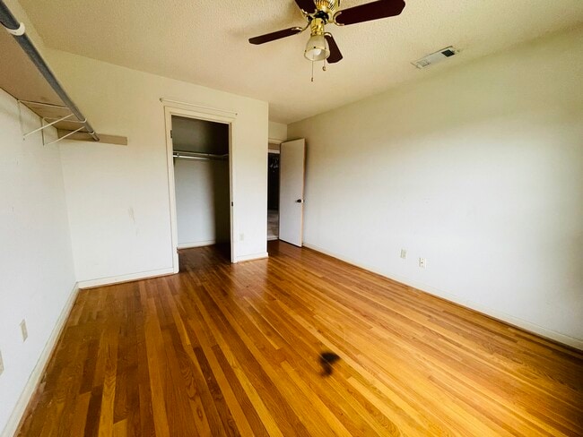 Building Photo - 441 Bellemeade Blvd