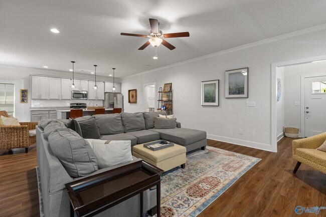 Building Photo - 1509 Trek St