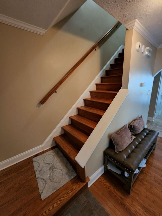 Building Photo - Staycation near everything Fayetteville