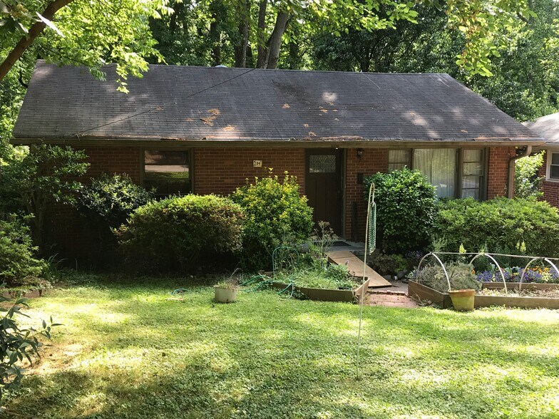 Cozy home on the best street in the city of Decatur - 174 Ridgeland Ave