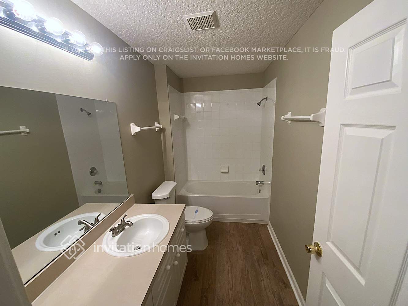 Building Photo - 13463 Devan Lee Dr E