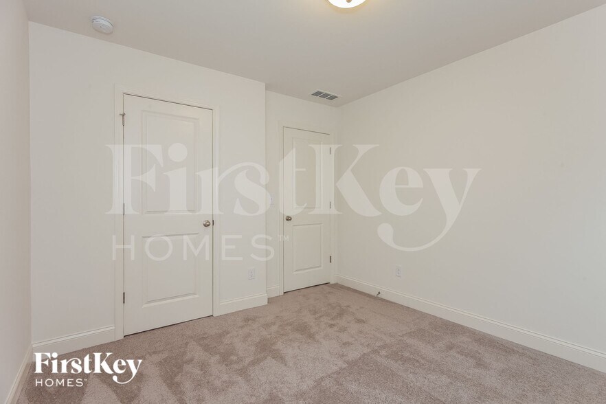 Building Photo - 9529 Blue Knoll Ct