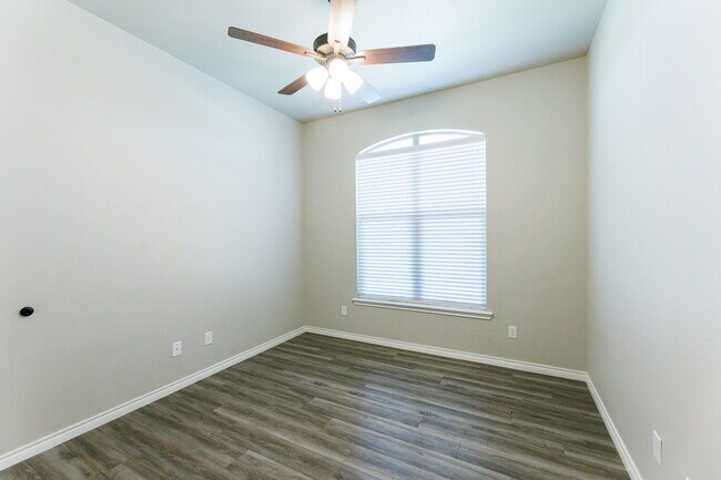 Building Photo - Modern 4-Bedroom Home in West Lubbock Just Blocks from new Frenship Schools