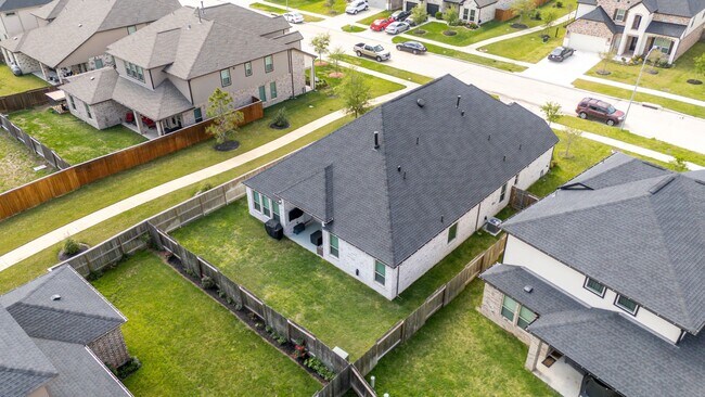 Building Photo - 3323 Majestic Pne Ln