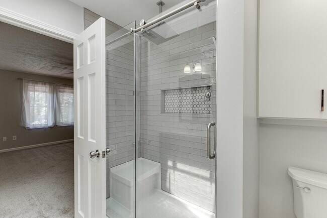 Building Photo - 1813 Rambling Woods Dr NW