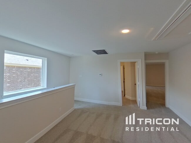 Building Photo - 1106 Bullock Dr