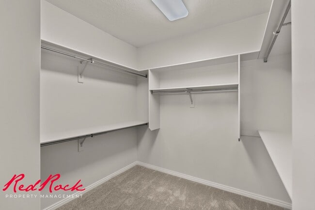 Building Photo - Newly Updated 2 Bedroom Home in Washington!