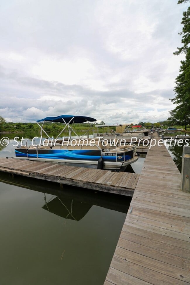 Building Photo - Waterfront Condo