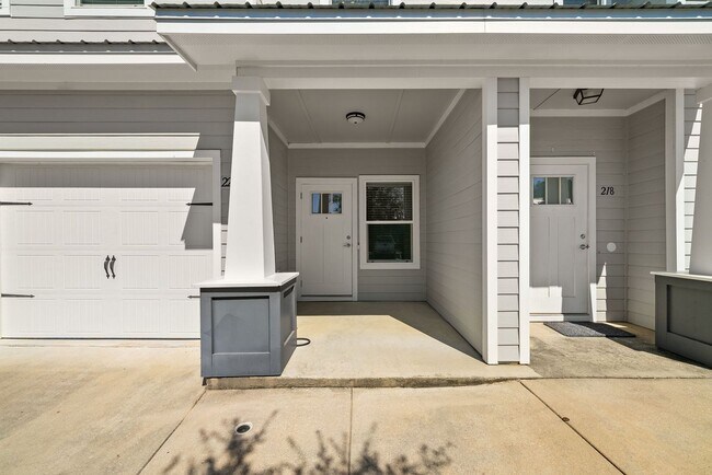 Building Photo - 222 N Sand Palm Rd