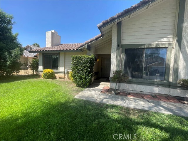 Building Photo - 24620 Mantee Pl