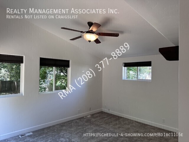 Building Photo - 2111 N 21st St