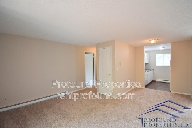 Building Photo - 12185 SW Gingham Ln