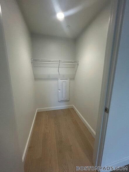 Building Photo - 55 Brighton Ave