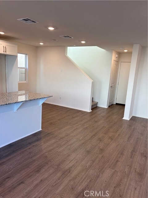 Building Photo - 14008 Shayna St