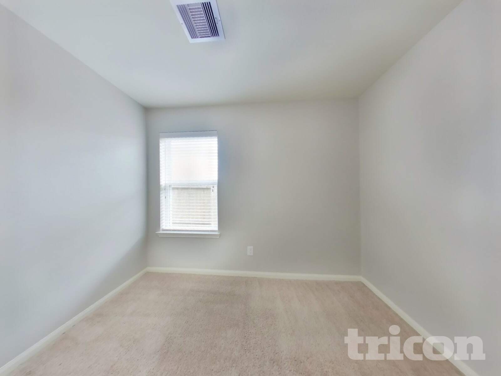 Building Photo - 2321 Oyster Bay Ave