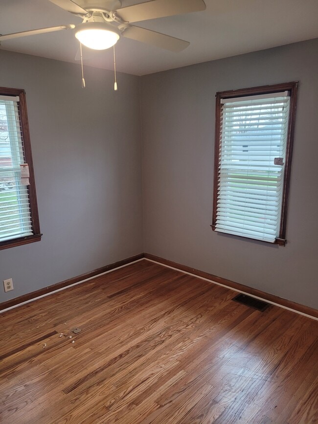 Building Photo - 1659 N Tibbs Ave