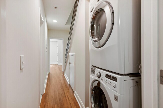 Building Photo - 1733 N Gratz St