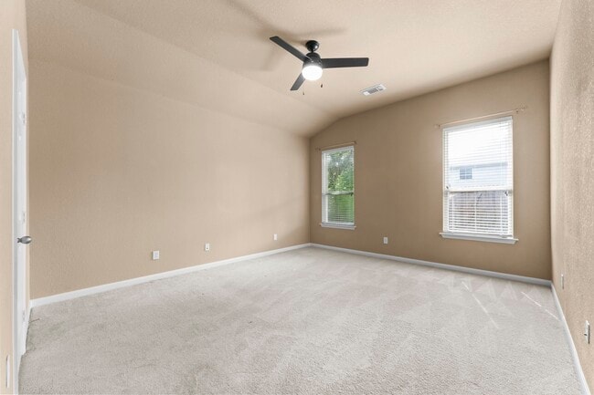 Building Photo - 21127 Gladys Yoakum Dr