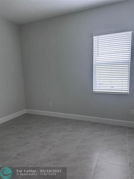 Building Photo - 14040 Spruce Pne Dr