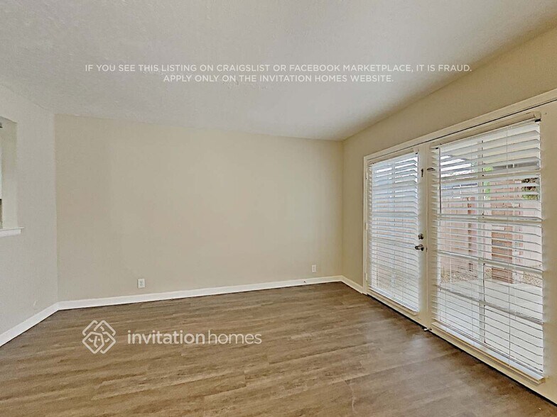 Building Photo - 14244 N 49th Dr