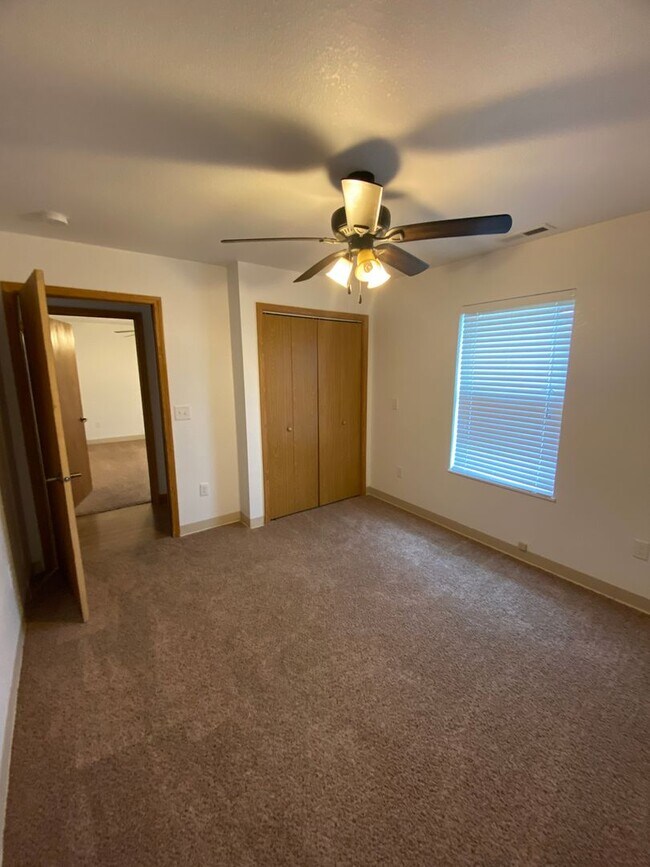 Building Photo - 1308 Trojan Rd