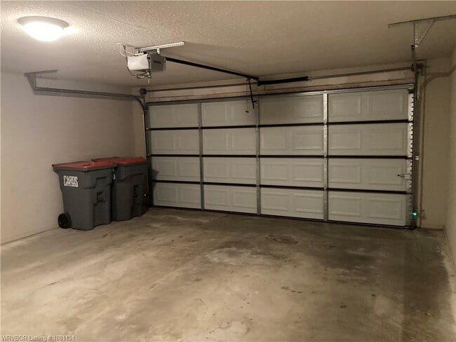 Building Photo - 2020 Palomino Dr