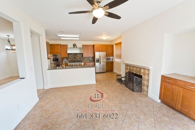 Building Photo - Northwest 4 Bed/3 bath Two-Story