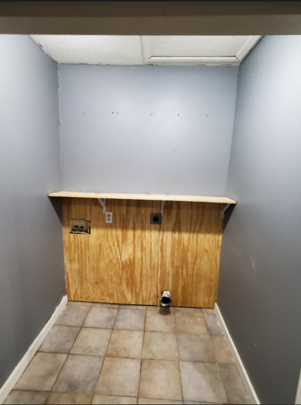 Building Photo - 809 Hester St