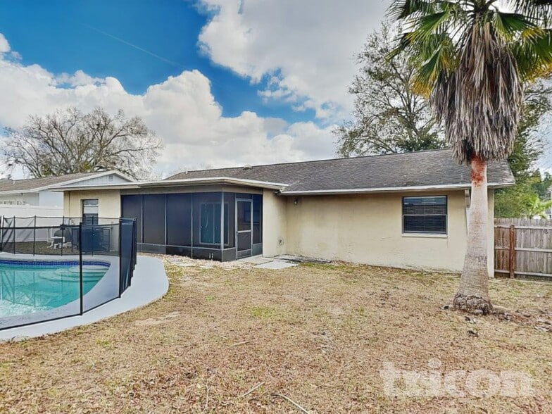 Building Photo - 818 Tarawood Ln